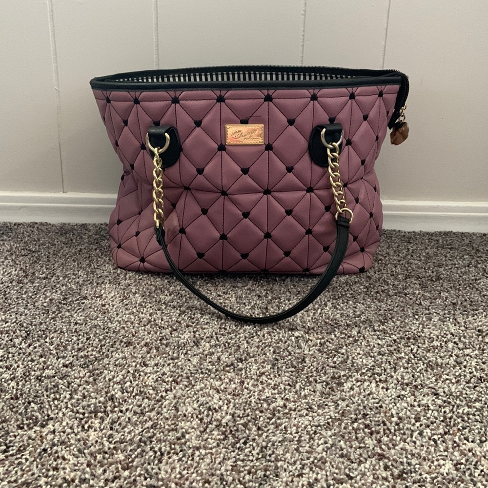 Betsey Johnson purse🤍